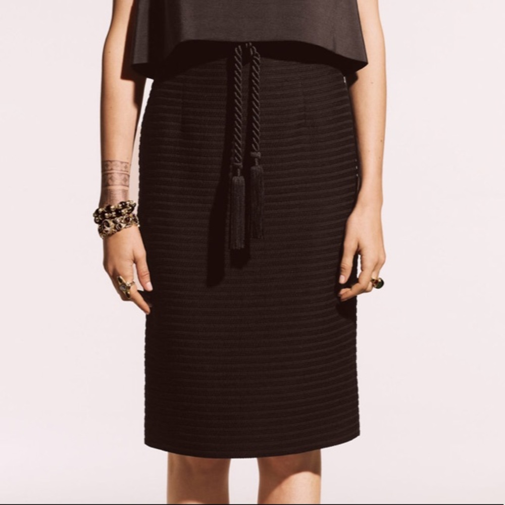 Lyn Devon textured black pencil skirt